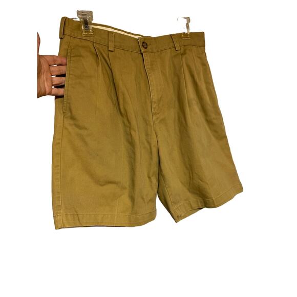 L.L. Bean Men's Size 31 Natural Fit Shorts Tan Stretch Athletic Cotton Pockets - Picture 2 of 5